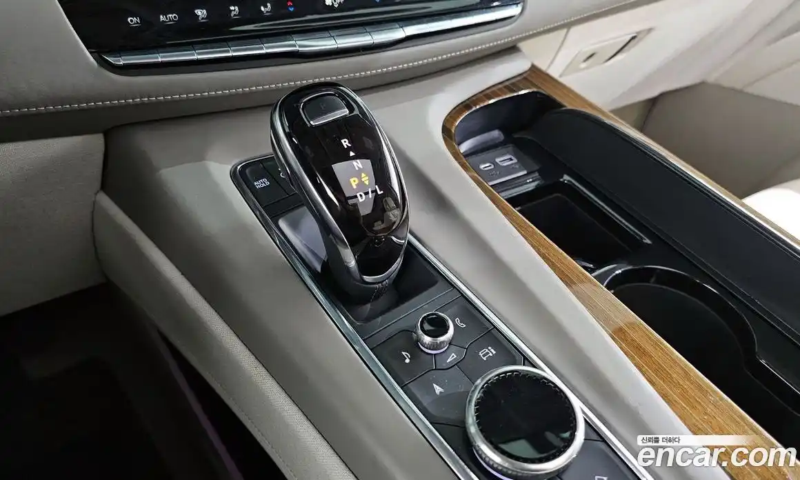 Cadillac Escalade 2022 6.2 гидро, фото 12