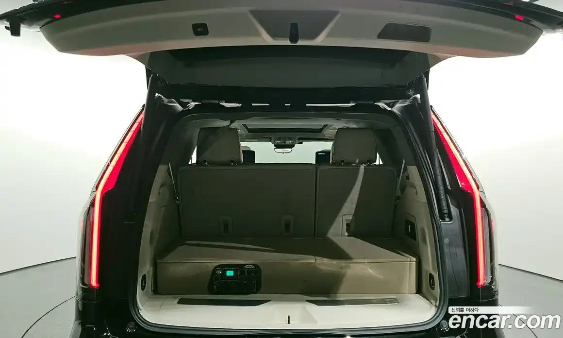 Cadillac Escalade 2022 6.2 гидро, фото 26