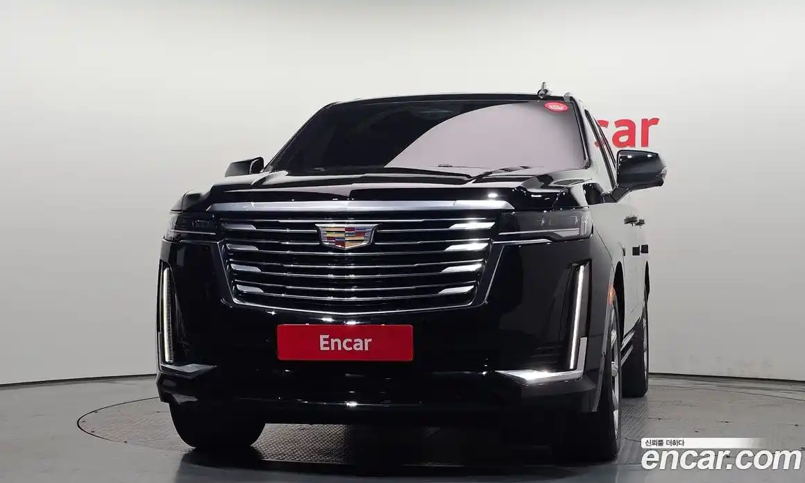 Cadillac Escalade 2022 6.2 гидро, фото 3