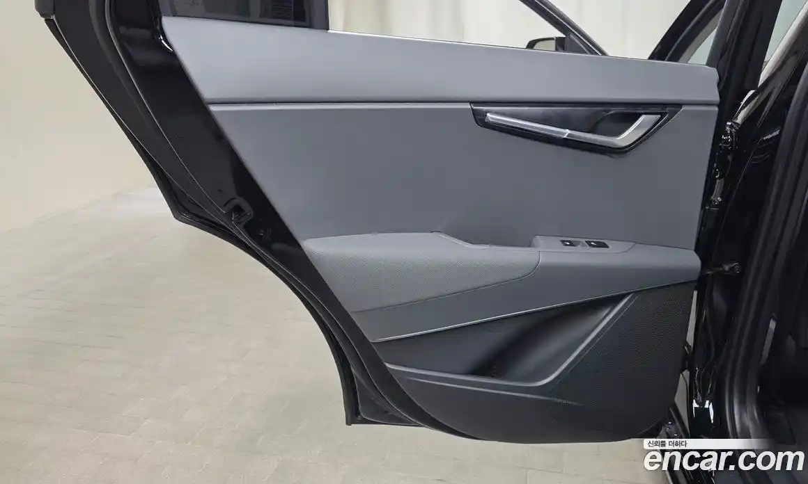Kia Niro 2025 1.6 гидро, фото 15
