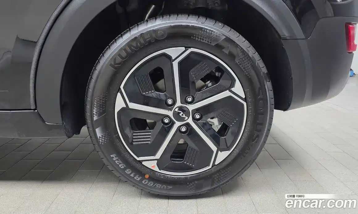 Kia Niro 2025 1.6 гидро, фото 7