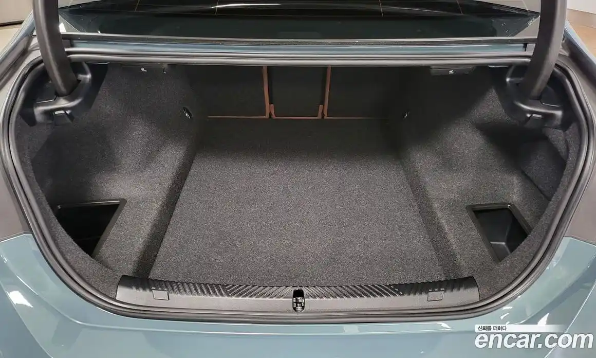 BMW 5-Series 2025 2.0 гидро, фото 19