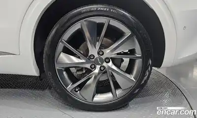 Genesis GV70 2022 2.5 гидро, миниатюра 7
