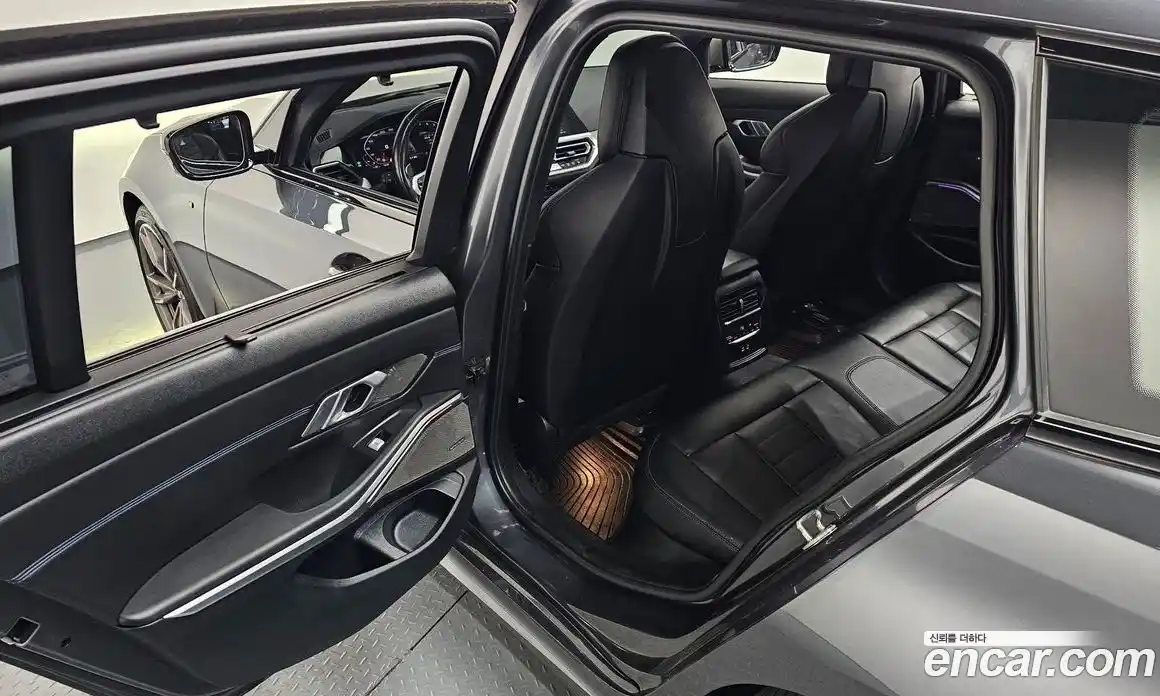 BMW 3 серия 2021 3.0 автомат (гидро), фото 26