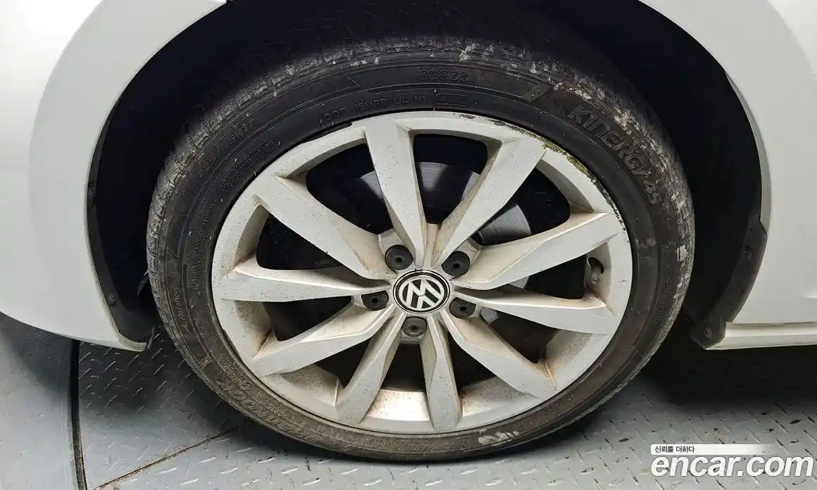 Volkswagen Golf 2015 2.0 автомат (гидро), фото 4