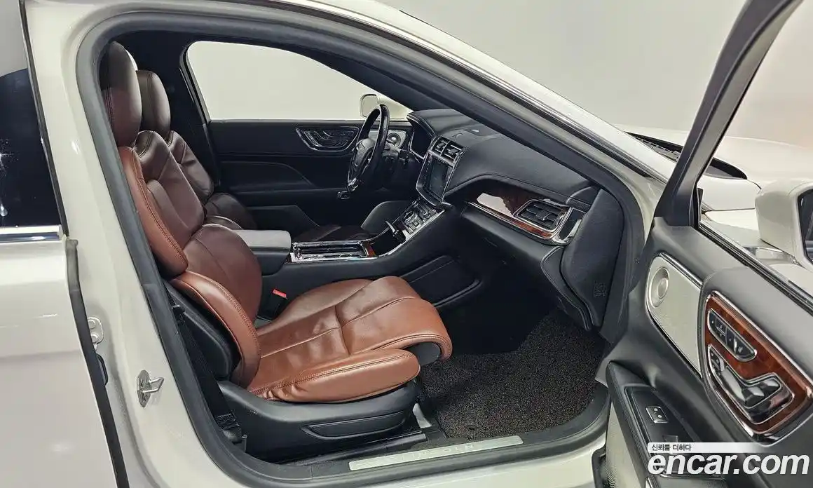 Lincoln Continental 2019 3.0 гидро, фото 17