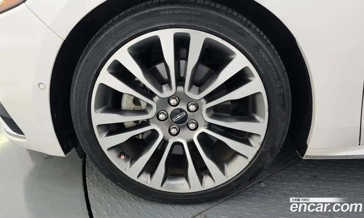 Lincoln Continental 2019 3.0 гидро, фото 5