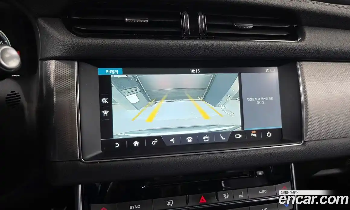 Jaguar XF 2018 2.0 гидро, фото 15