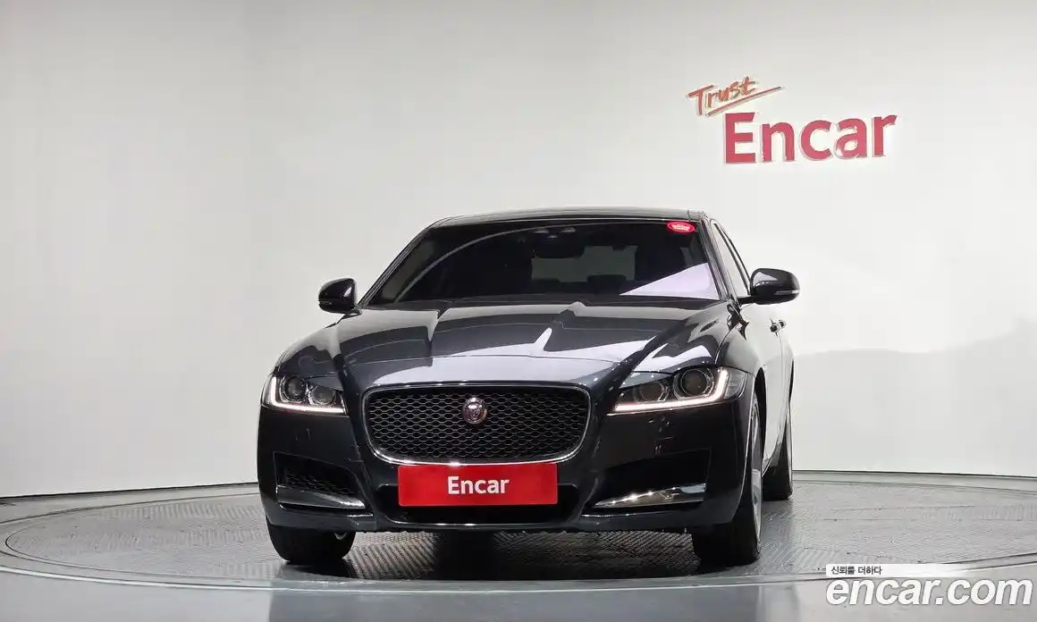 Jaguar XF 2018 2.0 гидро, фото 3