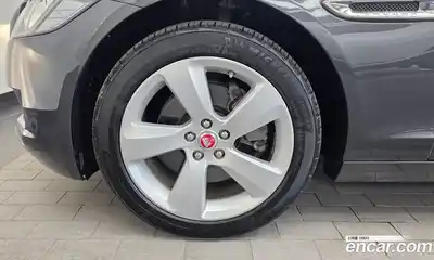 Jaguar XF 2018 2.0 гидро, миниатюра 5