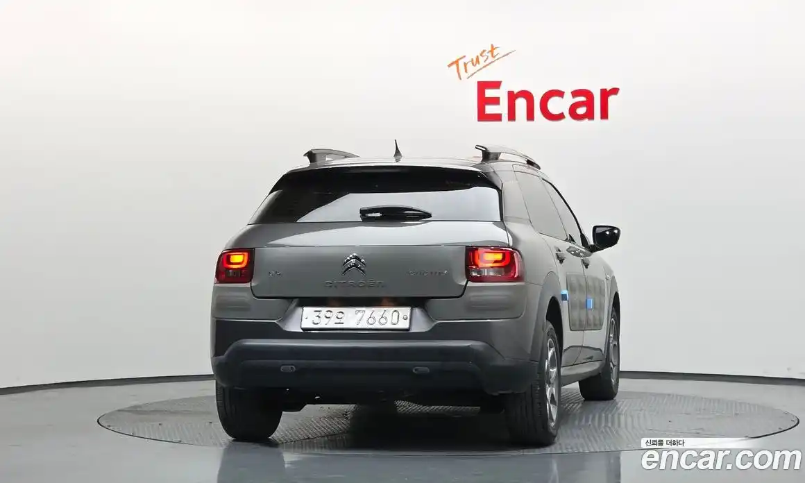 Citroen C4 Cactus 2018 1.6 гидро, фото 4