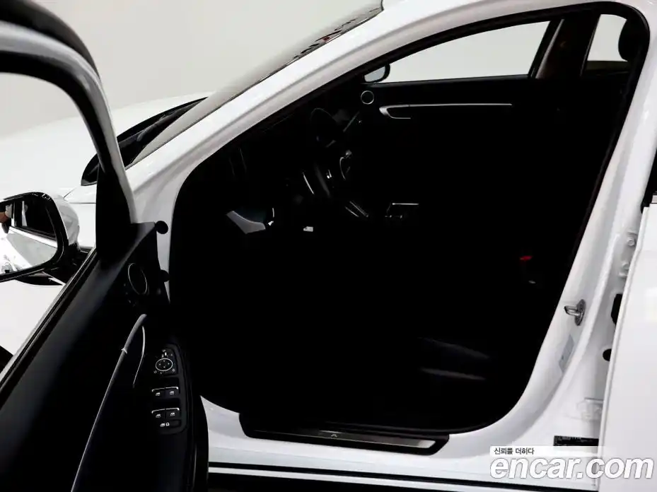 Hyundai Sonata 2025 2.0 гидро, фото 9