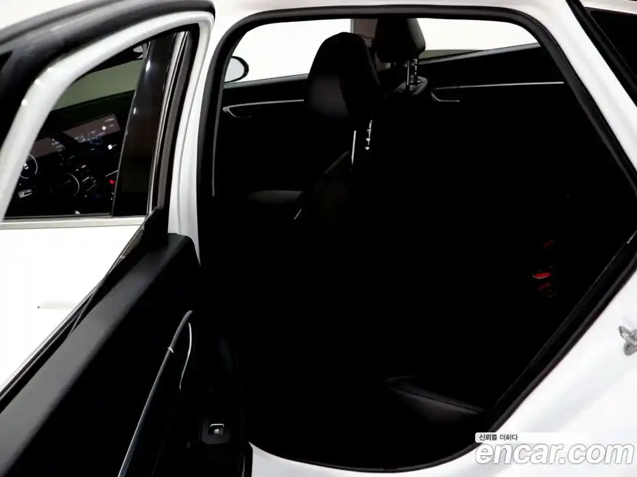 Hyundai Sonata 2025 2.0 гидро, фото 10