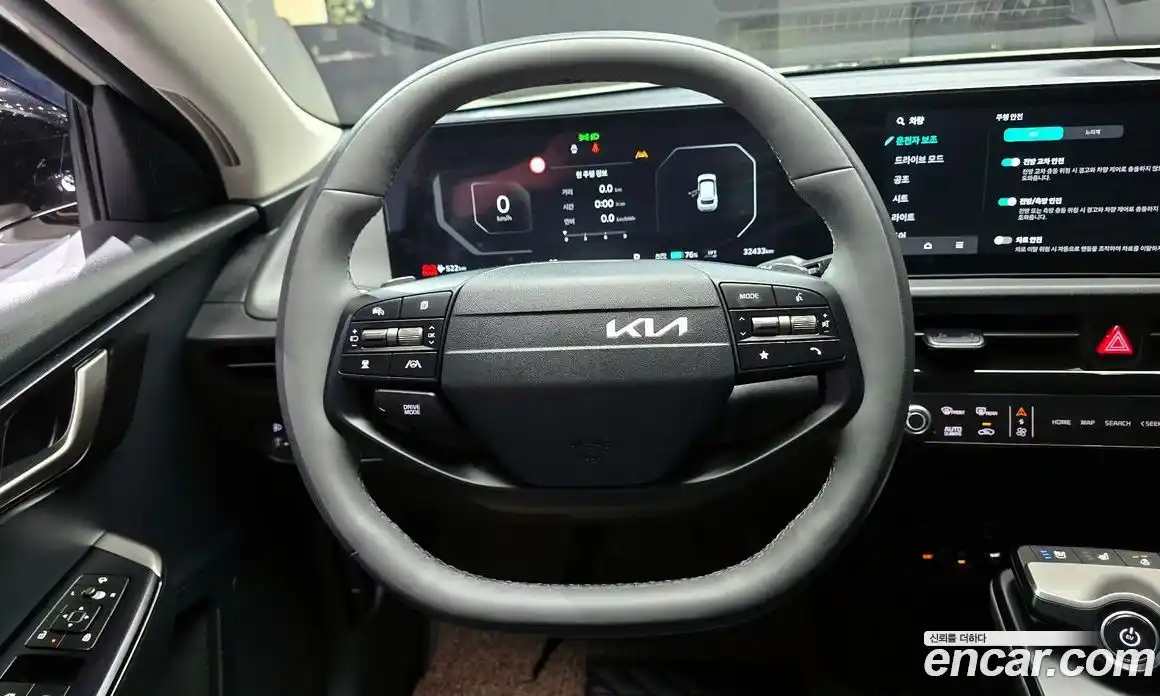 Kia EV6 2025 0.1 гидро, фото 13