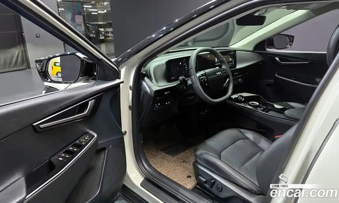 Kia EV6 2025 0.1 гидро, фото 10