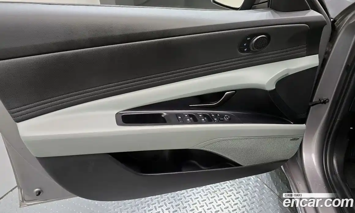 Hyundai Avante 2023 1.6 гидро, фото 14