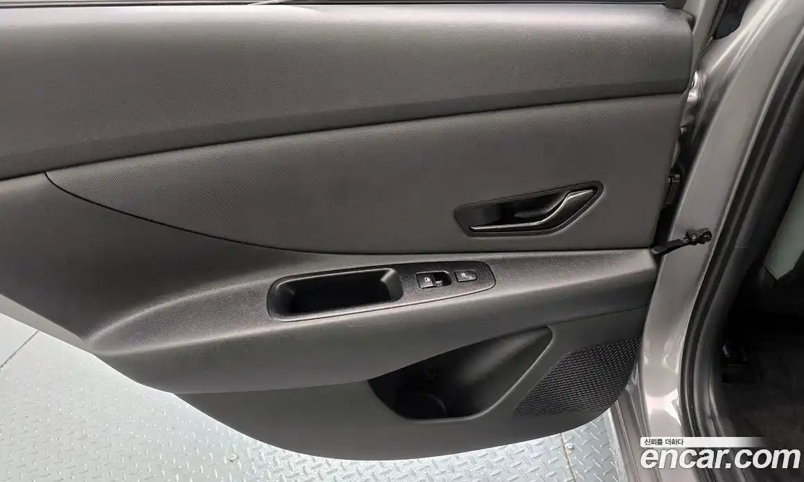 Hyundai Avante 2023 1.6 гидро, фото 15