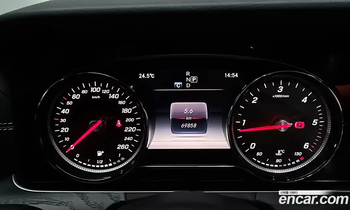 Mercedes-Benz E-Class 2017 1.9 автомат (гидро), фото 8