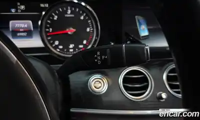 Mercedes-Benz E-Class 2017 1.9 автомат (гидро), миниатюра 9