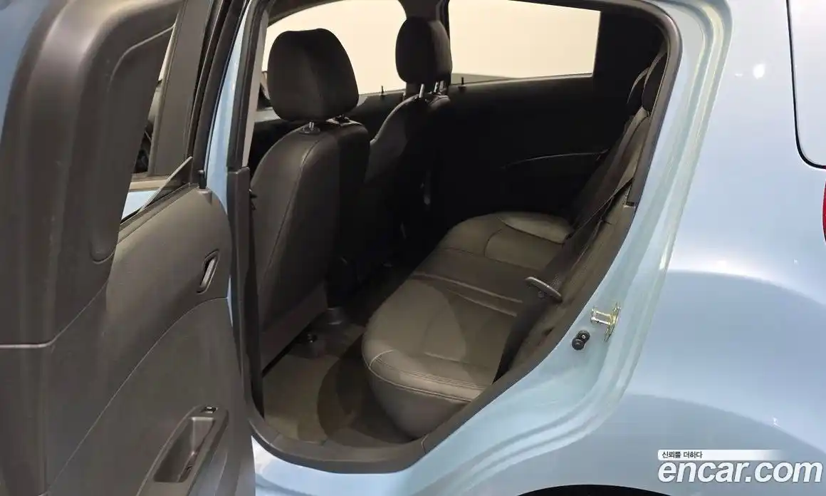 Chevrolet Spark 2013 1.0 автомат (гидро), фото 12