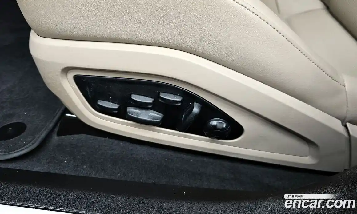 Porsche Taycan 2022 0.1 автомат (гидро), фото 16