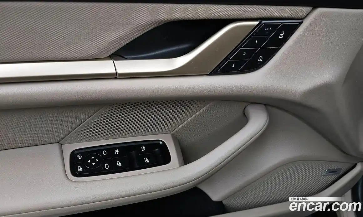 Porsche Taycan 2022 0.1 автомат (гидро), фото 36