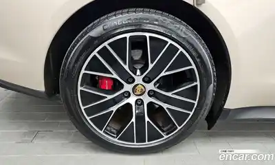Porsche Taycan 2022 0.1 автомат (гидро), миниатюра 5