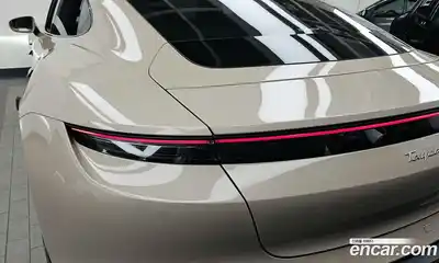 Porsche Taycan 2022 0.1 автомат (гидро), миниатюра 9