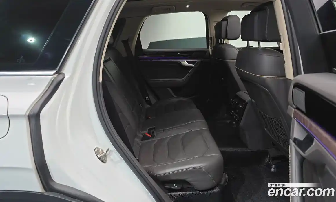 Volkswagen Touareg 2021 3.0 автомат (гидро), фото 11