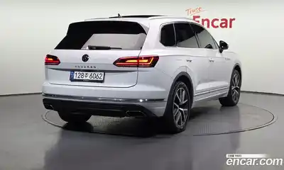 Volkswagen Touareg 2021 3.0 автомат (гидро), миниатюра 2
