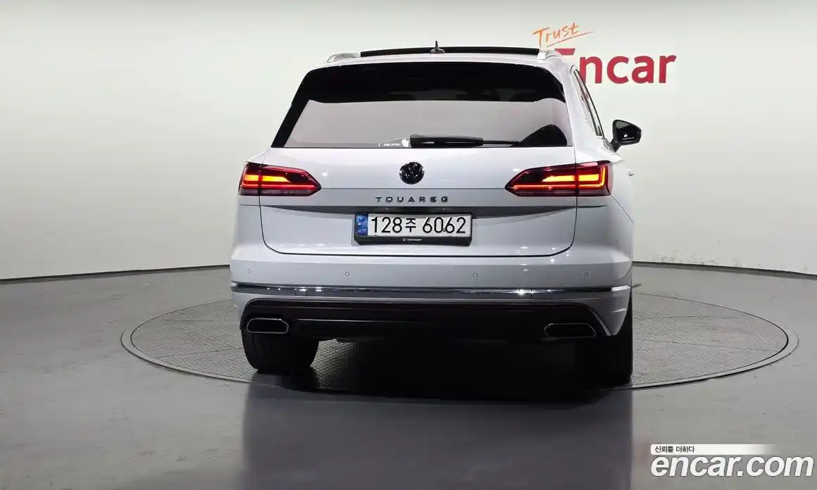 Volkswagen Touareg 2021 3.0 автомат (гидро), фото 4