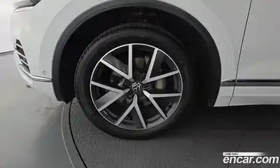 Volkswagen Touareg 2021 3.0 автомат (гидро), миниатюра 5