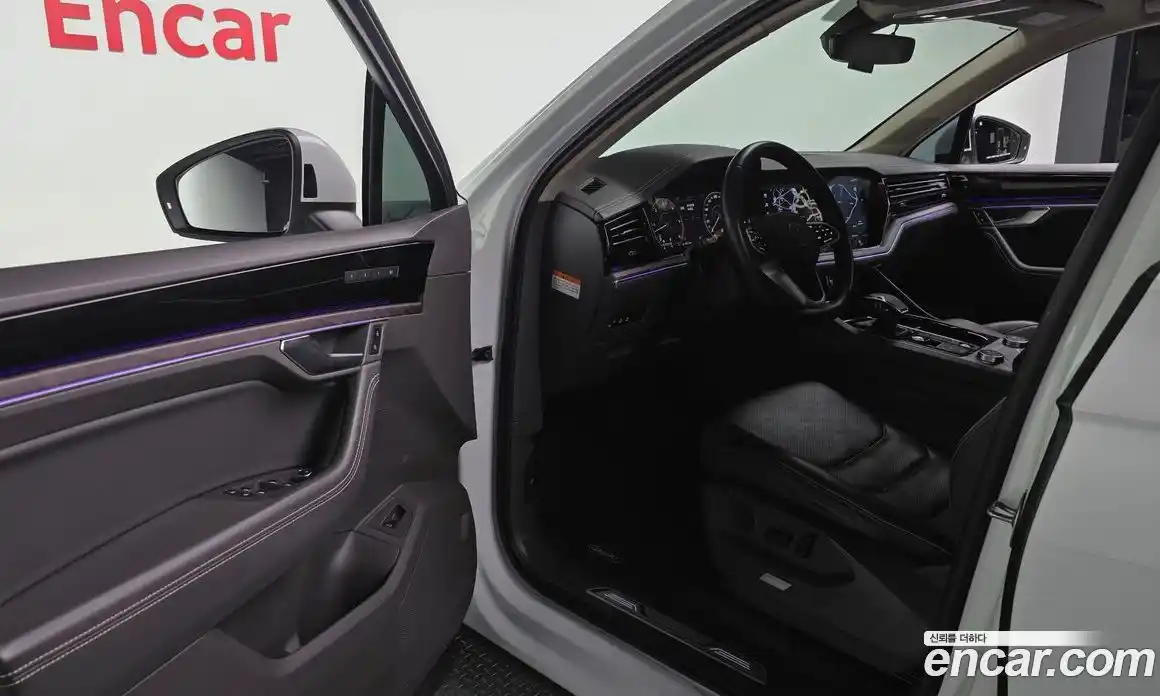 Volkswagen Touareg 2021 3.0 автомат (гидро), фото 10