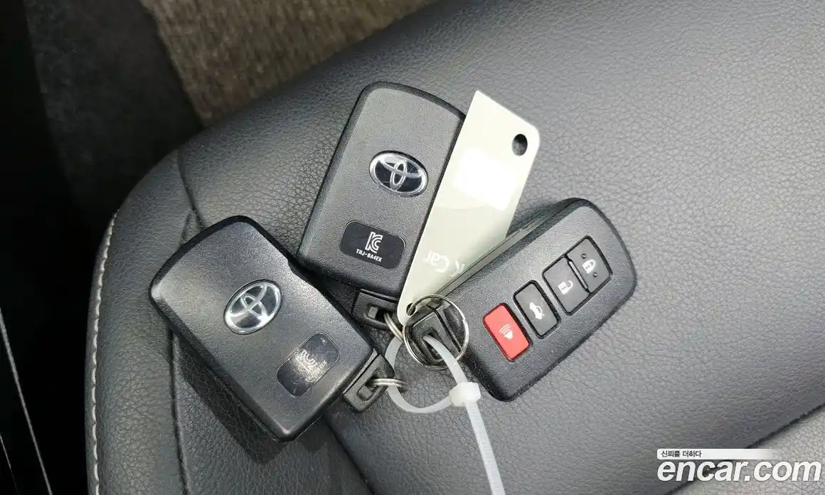 Toyota RAV4 2018 2.5 гидро, фото 18