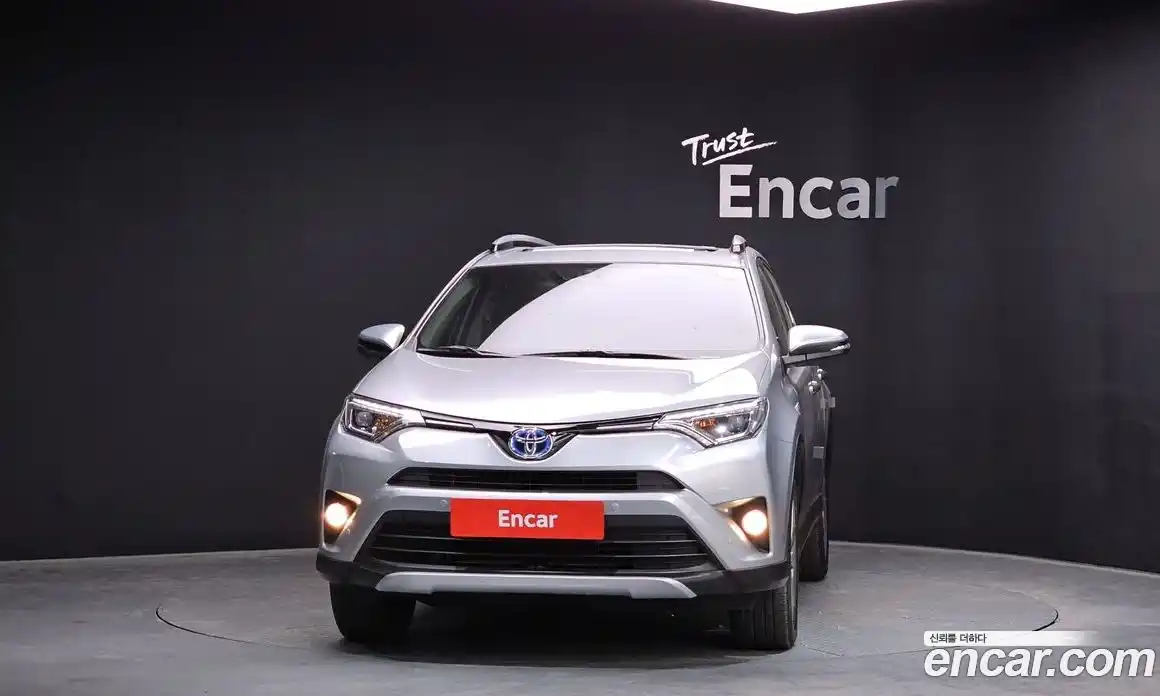 Toyota RAV4 2018 2.5 гидро, фото 3