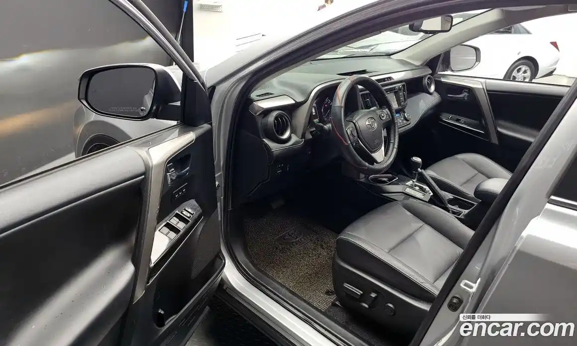 Toyota RAV4 2018 2.5 гидро, фото 10