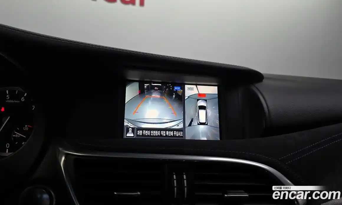 Infiniti Q30 2017 2.0 гидро, фото 15