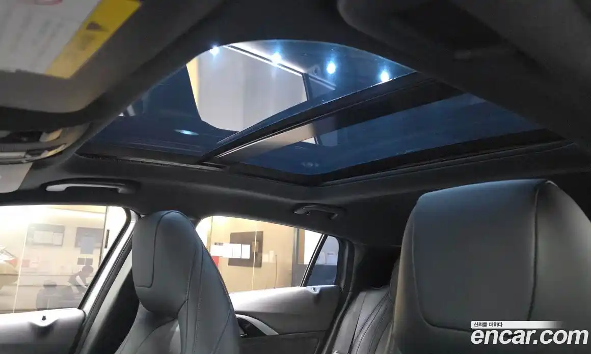 Infiniti Q30 2017 2.0 гидро, фото 19