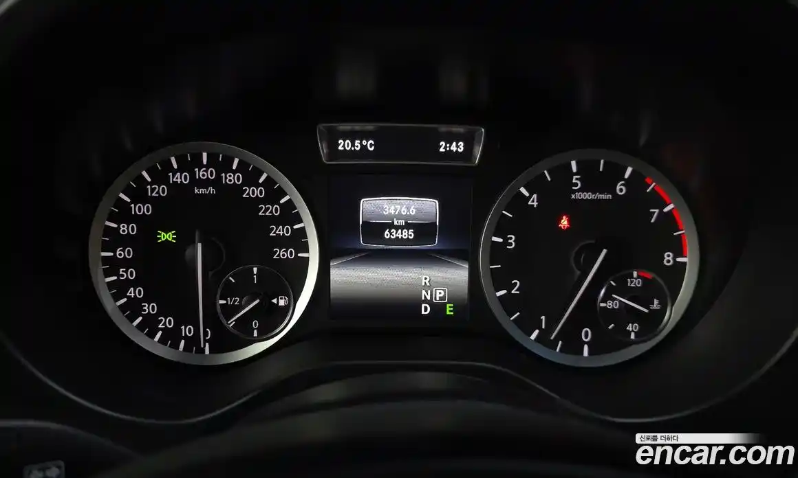 Infiniti Q30 2017 2.0 гидро, фото 8