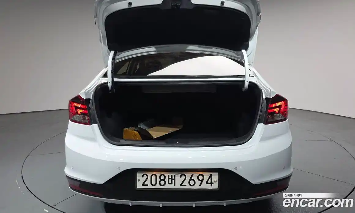 Hyundai Avante 2020 1.6 гидро, фото 29