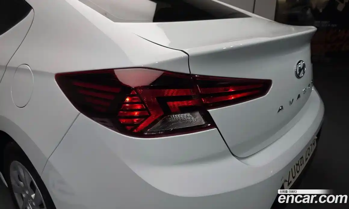 Hyundai Avante 2020 1.6 гидро, фото 8