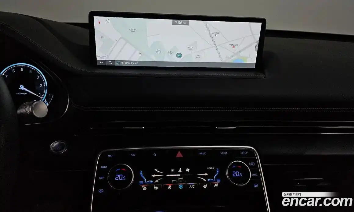 Genesis GV80 2023 2.5 гидро, фото 14
