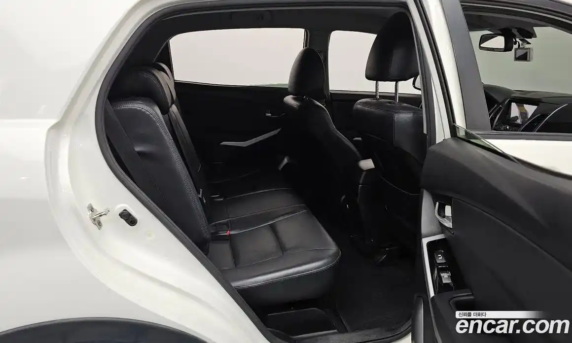 SsangYong Korando 2016 2.2 автомат (гидро), фото 11