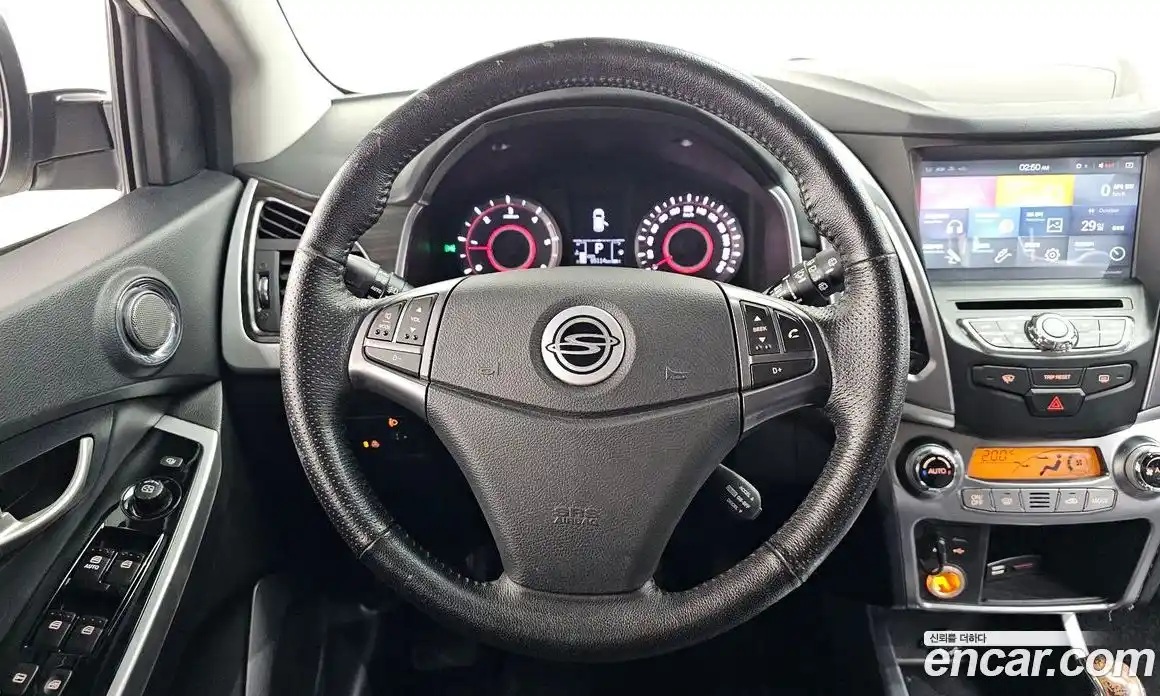 SsangYong Korando 2016 2.2 автомат (гидро), фото 13
