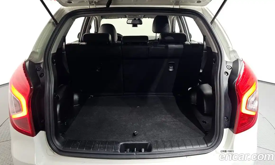 SsangYong Korando 2016 2.2 автомат (гидро), фото 18