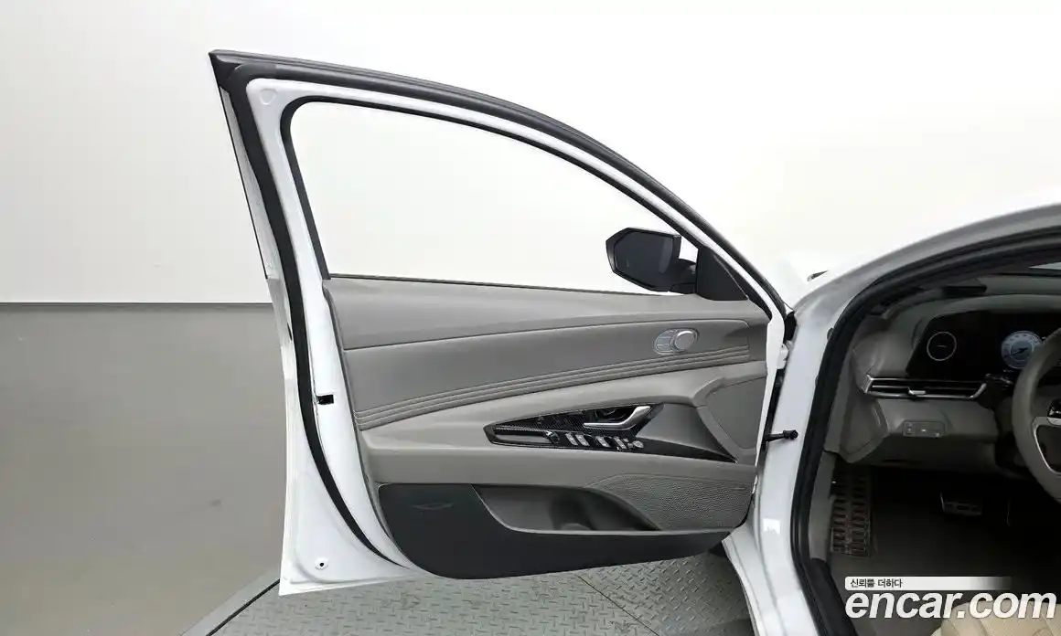 Hyundai Avante 2022 1.6 гидро, фото 14