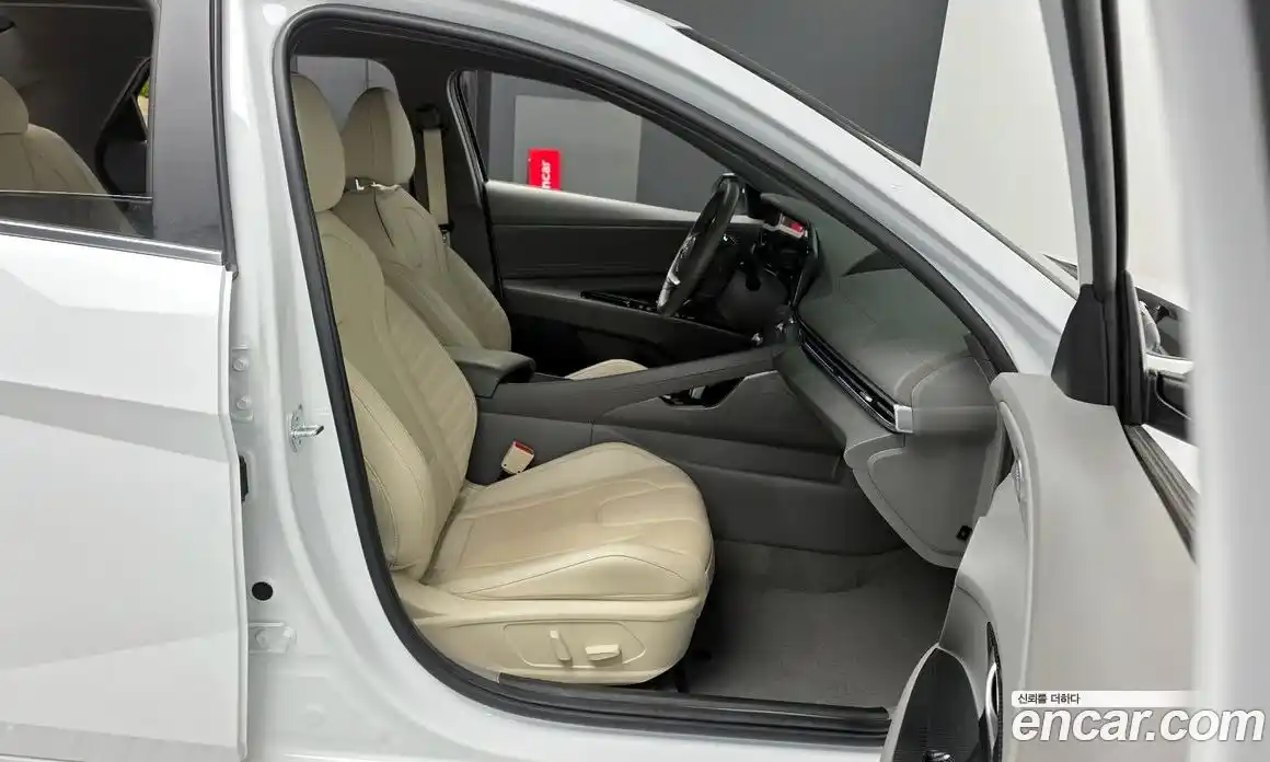 Hyundai Avante 2022 1.6 гидро, фото 17
