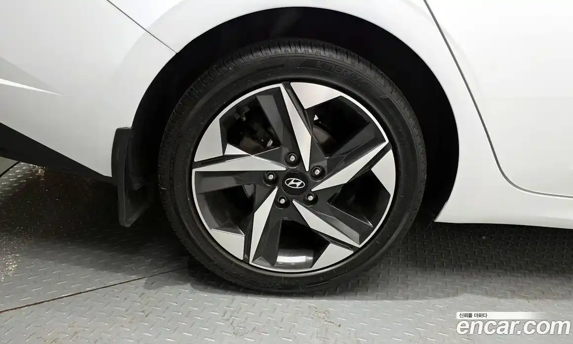 Hyundai Avante 2022 1.6 гидро, фото 5
