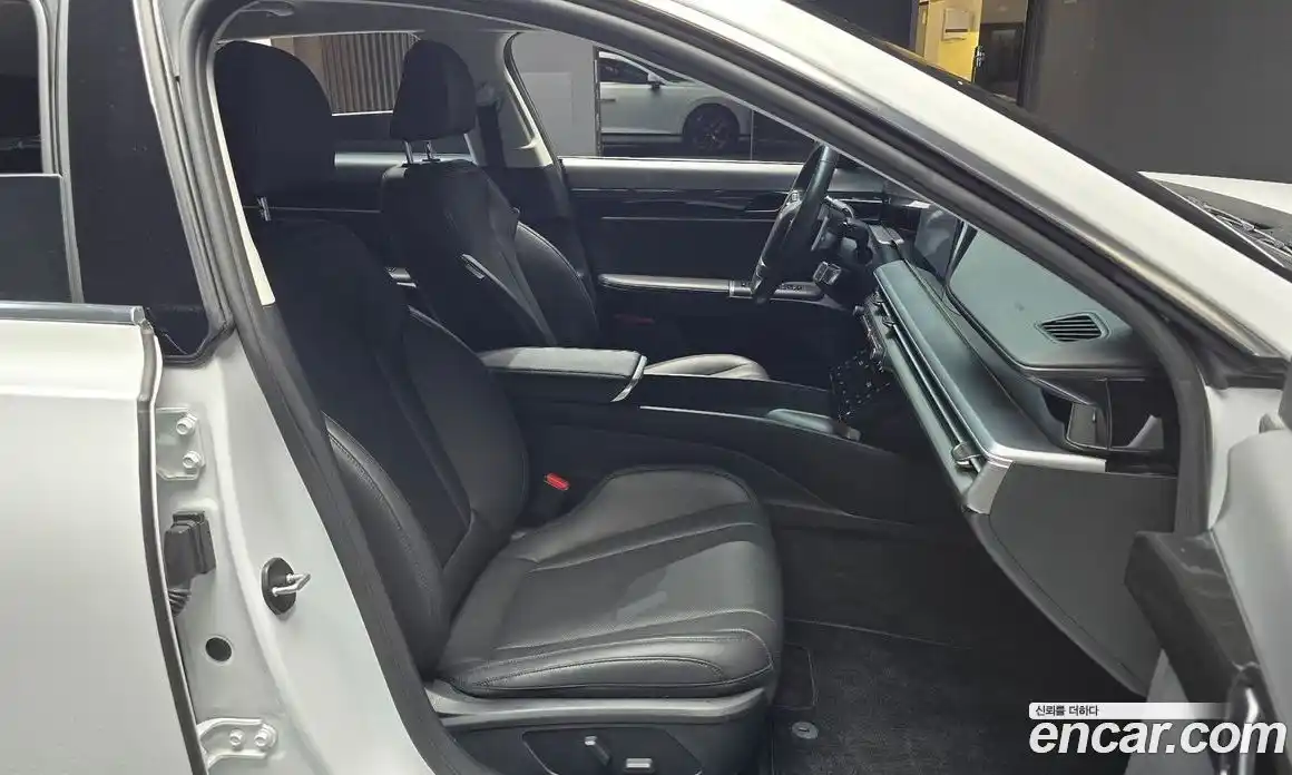 Hyundai Grandeur 2024 3.5 гидро, фото 12