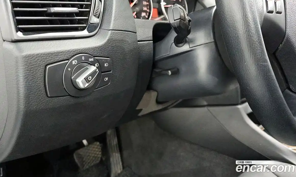BMW X1 2014 2.0 гидро, фото 13